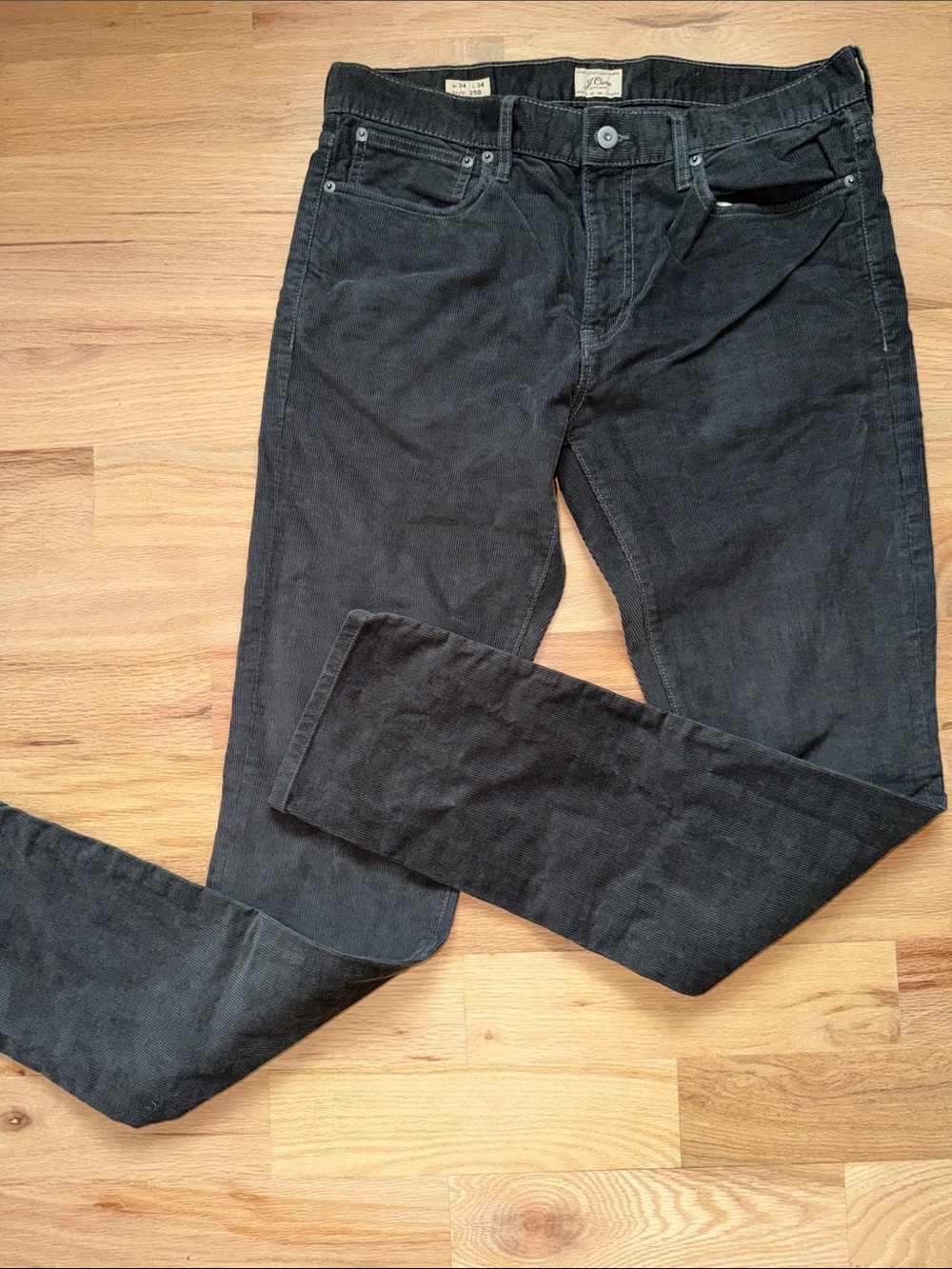 J. Crew Men's Style 250 Corduroy Pants in Dark Gray Waist 34 x Length 34 - Picture 4 of 16